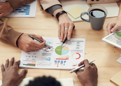 Discover 7 practical language learning strategies that speed up progress and keep you motivated. Build smarter habits and get fluent faster.