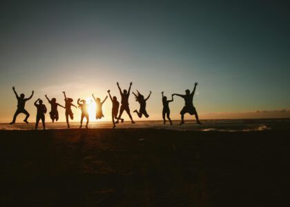 Discover how a language learning community can improve your speaking, listening, motivation, and cultural understanding. Learn more with abblino.
