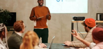 Understand English but can’t speak? These 7 powerful fixes will help you finally start speaking with confidence and improve your fluency fast. ✅