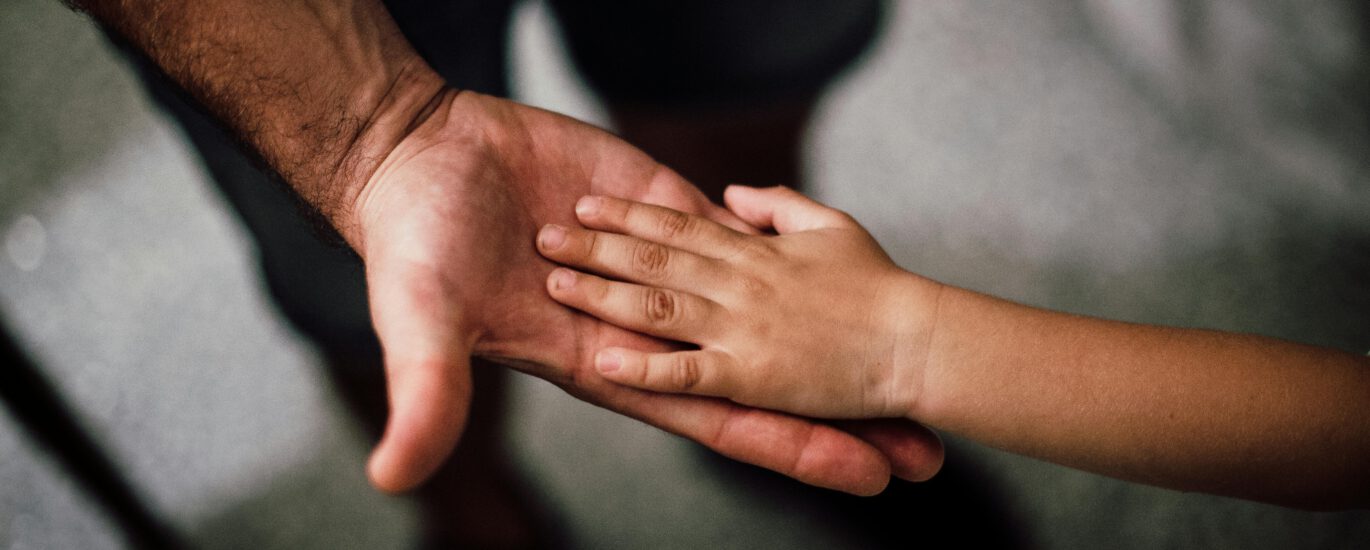 Complete guide to language learning for kids and raising bilingual children.