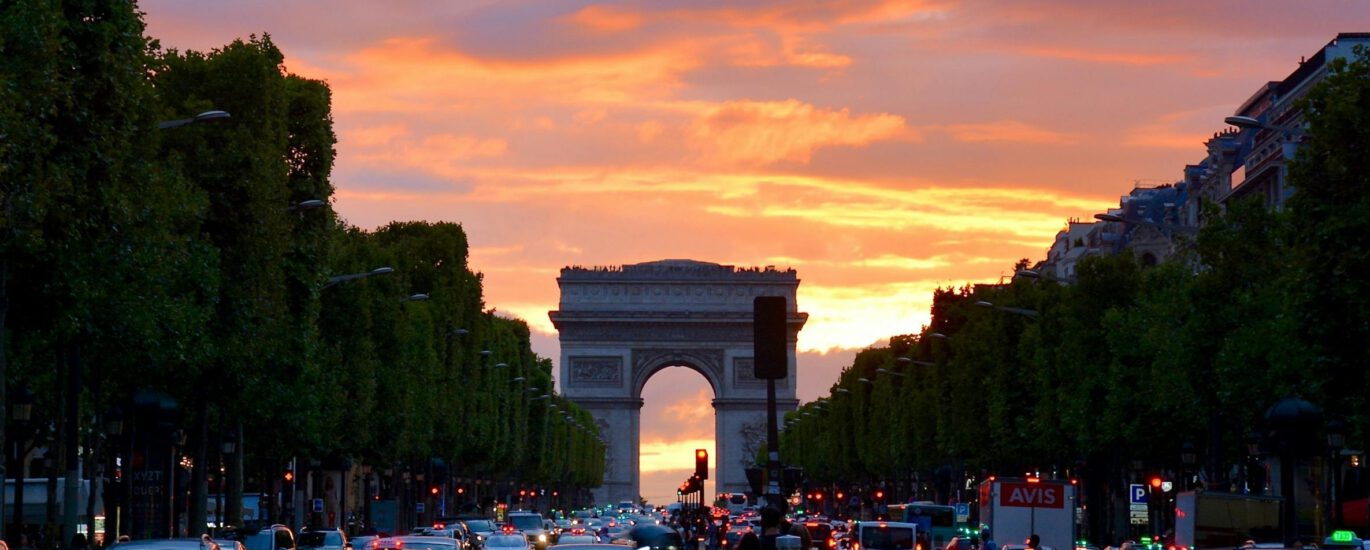 Complete guide: language learning for French citizens with app recommendations.