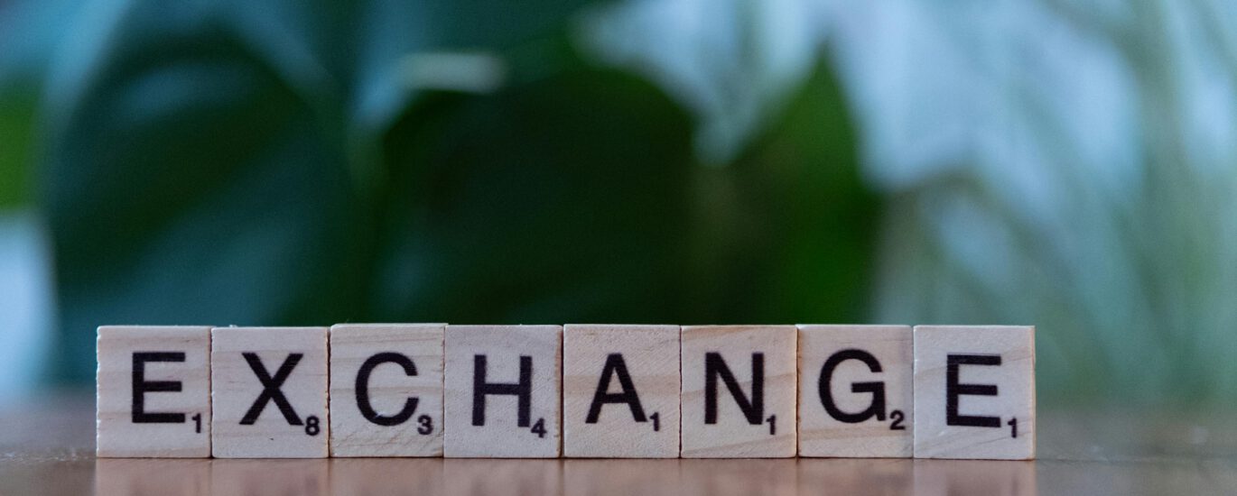 Ready for real conversations? Learn how language exchange for students works, find a partner, set smart goals, and run high‑value sessions, plus abblino prompts to warm up, role‑play, and debrief like a pro.