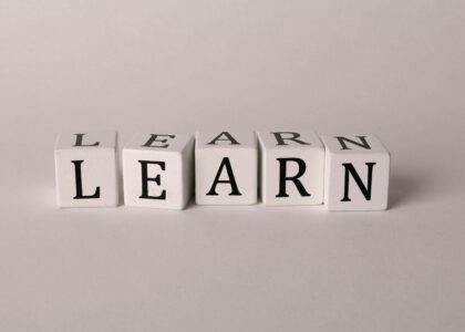 Can you learn two languages at once? Yes, if you use the right system. Get a practical plan for scheduling, interference control, and daily routines, plus abblino prompts to keep both languages growing.