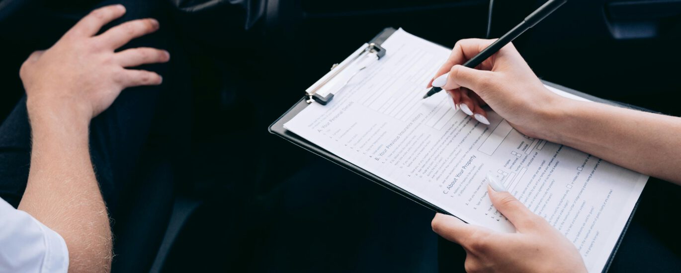 Moving abroad? Use this expat address registration plan to register your address at city hall, book appointments, bring the right documents, confirm fees, and handle follow‑ups, plus abblino role‑plays and phrase banks for calm, clear communication.