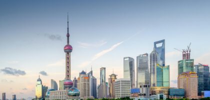 Moving abroad? Use this practical, expat language guide for the first 30 days, appointments, phone calls, forms, and everyday admin, plus abblino prompts and phrase banks to get things done fast and politely.