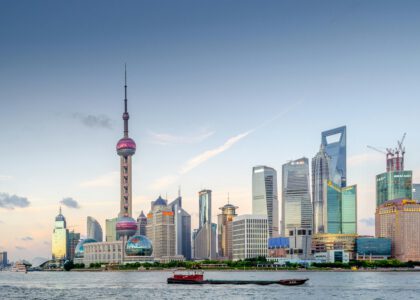 Moving abroad? Use this practical, expat language guide for the first 30 days, appointments, phone calls, forms, and everyday admin, plus abblino prompts and phrase banks to get things done fast and politely.