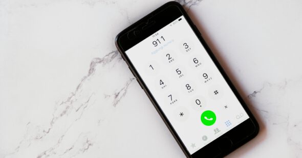 Emergency Communication Abroad: How to Stay Safe with Local Alerts, Medical Contacts, and Crisis-Ready Language 2026