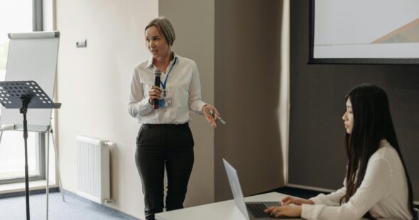 How to Speak More Fluently in a New Language Powerful Student Guide 2026