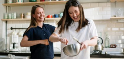 Build real connections abroad with a practical social-language system, small talk maps, invitation scripts, and follow-up habits, plus abblino role-plays for realistic practice, gentle corrections, and confident conversations. How to Make Local Friends in Your New Language.