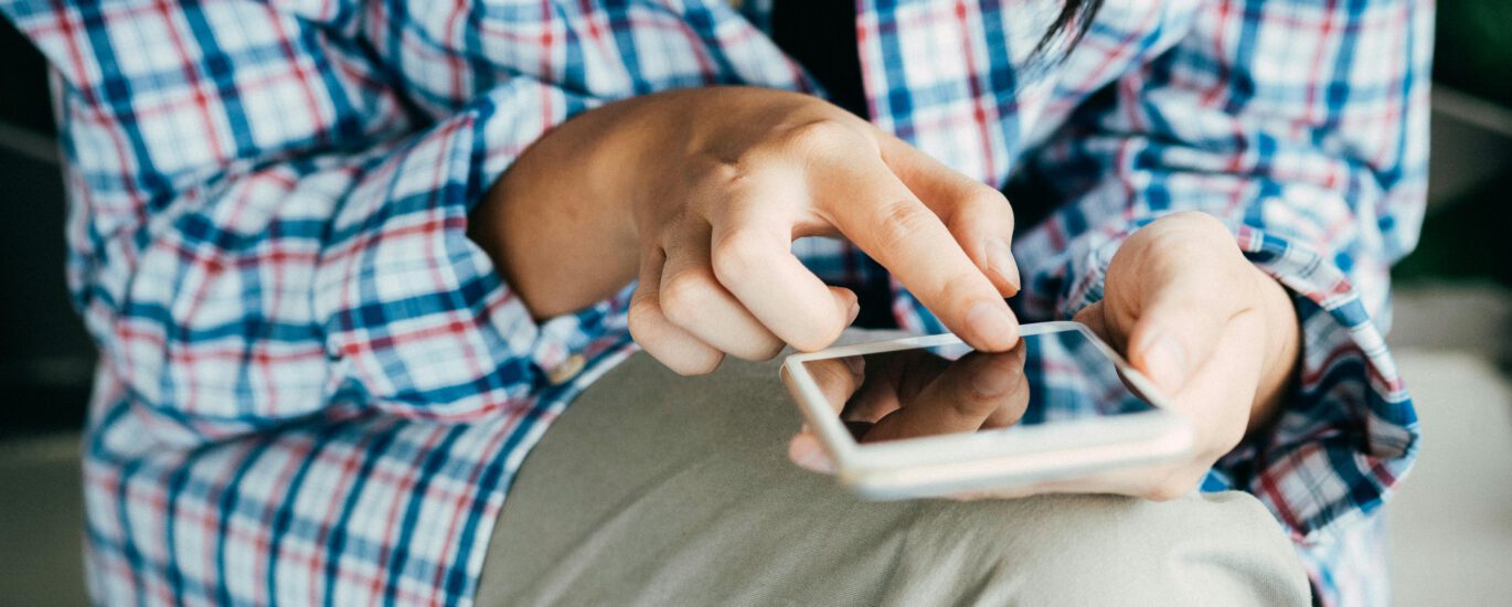 Stop overthinking every WhatsApp message. Learn an expat-ready texting system: reusable templates, tone control, and "clarify + confirm" replies, plus abblino prompts for instant rewrites, gentle corrections, and realistic message practice. How to Text Confidently in a New Language.